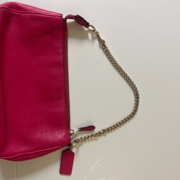 Coach Hot Pink Swinger Bag - Picture 4 of 7